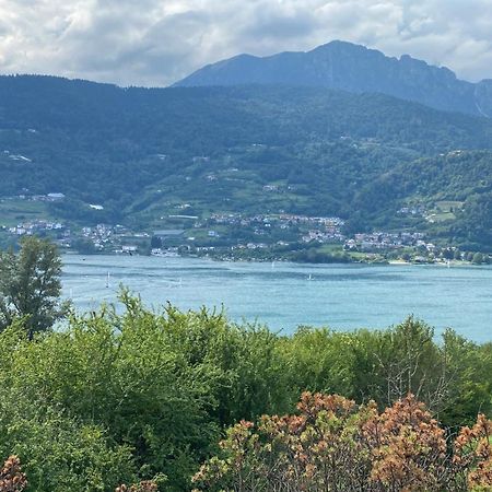 Lake Apartment Ischia Green Tenna ภายนอก รูปภาพ