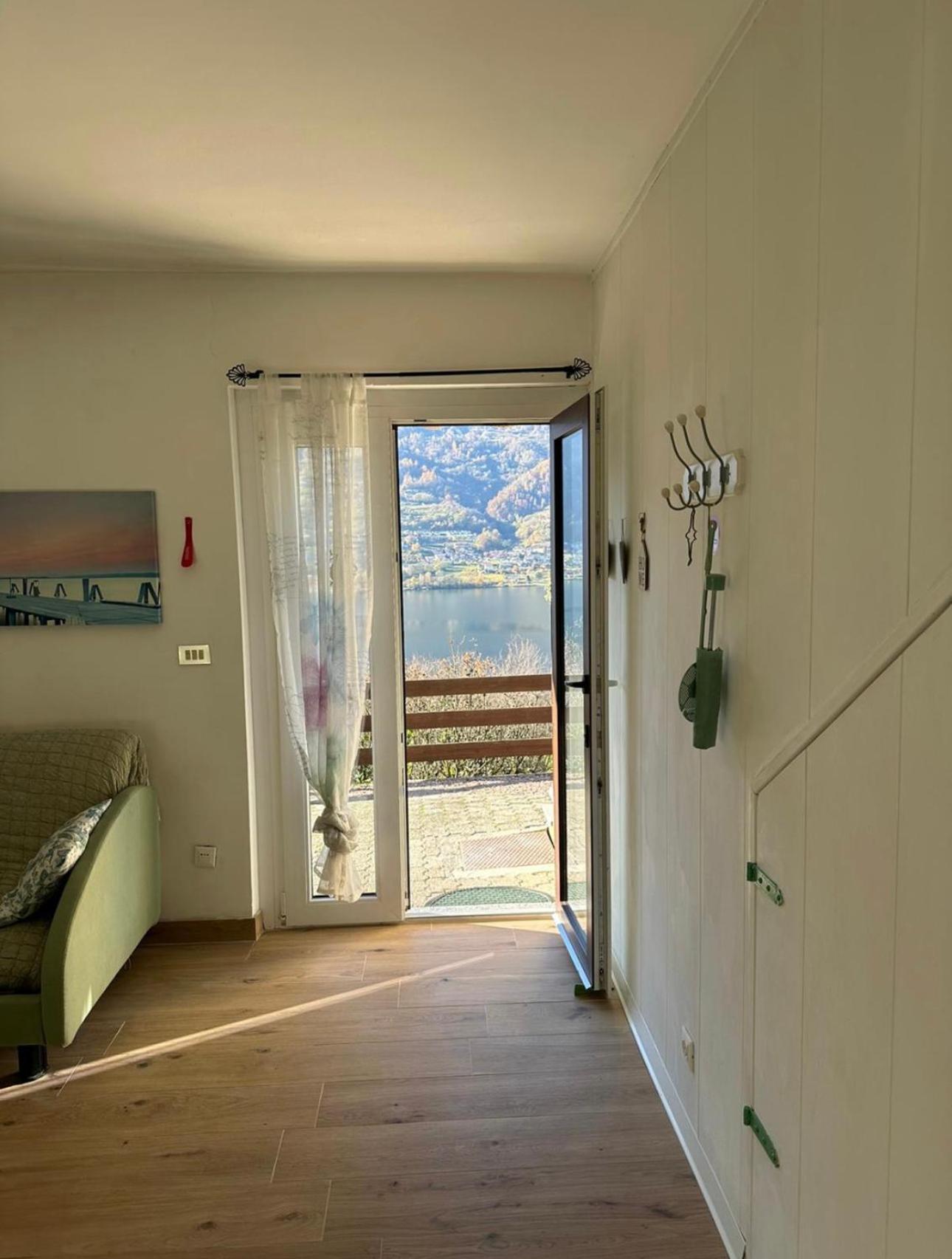 Lake Apartment Ischia Green Tenna ภายนอก รูปภาพ